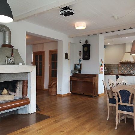 9 Min From Palanga! Luxury House On The River And Sauna Kretinga Exterior photo
